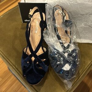 Chelsea crew dark blue velvet heels